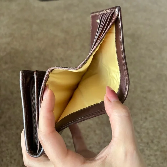 Coach Heritage Stripe Collection Wallet | Brown/Yellow interior - Picture 9 of 11